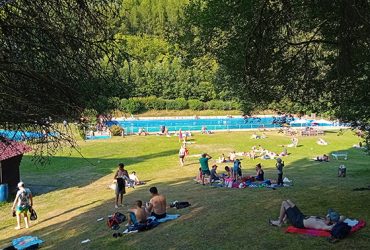 Suhl-Tourismus-Freibad_Dietzehausen_1-mobil