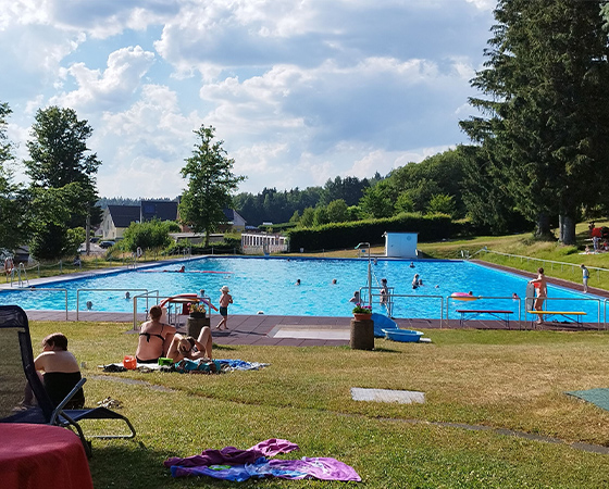 Suhl-Tourismus-Waldbad_Goldlauter_Heidersbach mobil